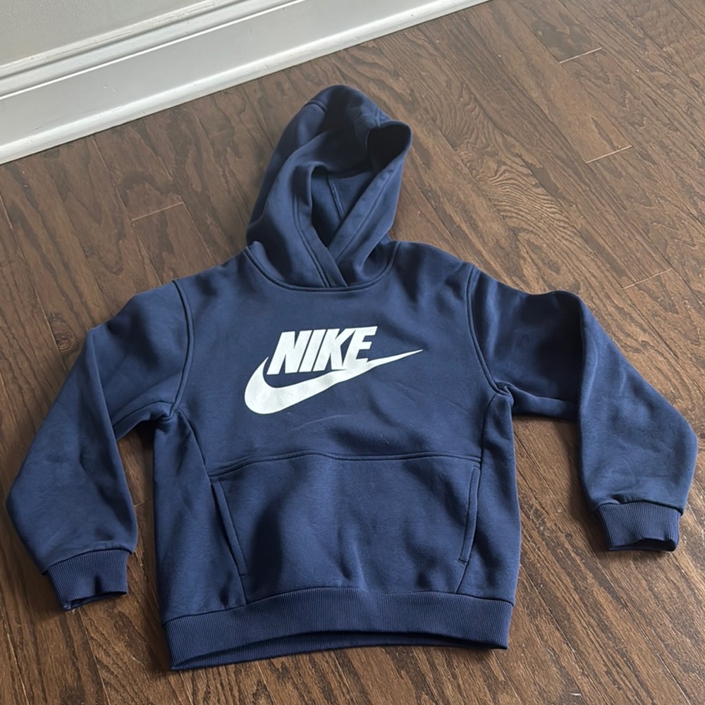 Nike Blue Athletic Sweatshirt with Swoosh Logo